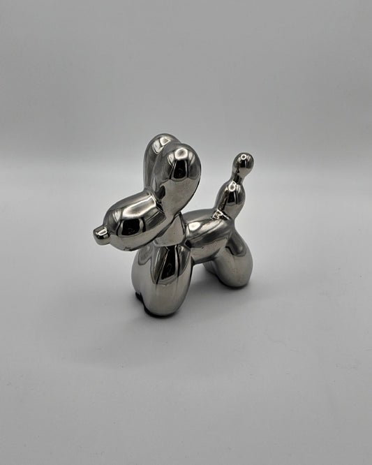 Kleiner silberner Balloon Deko-Hund – Keramik versilbert, 12cm lang