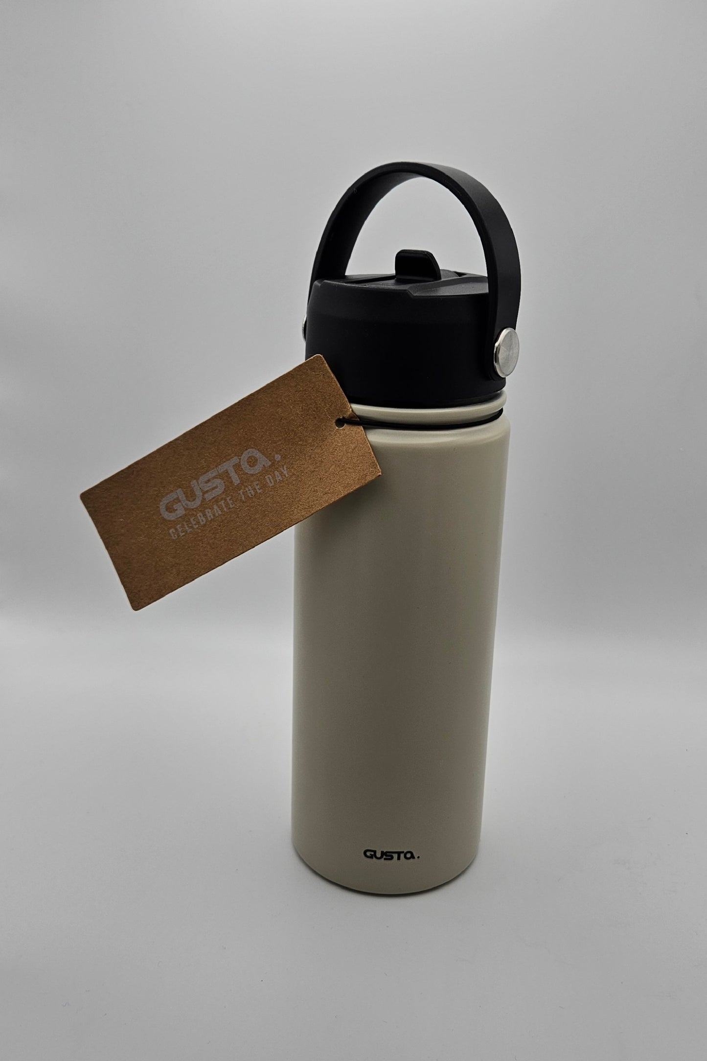 GUSTA Hydrate Trinkflasche Ivory – Mit Henkel & ausklappbarem Trinkhalm