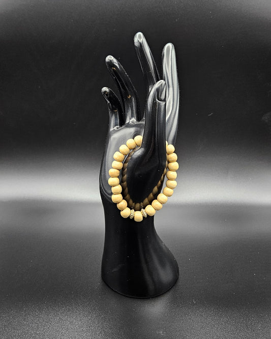 Hannah Collection - Beiges Perlenarmband mit goldenen Akzenten ✨ Hand Made Modeschmuck