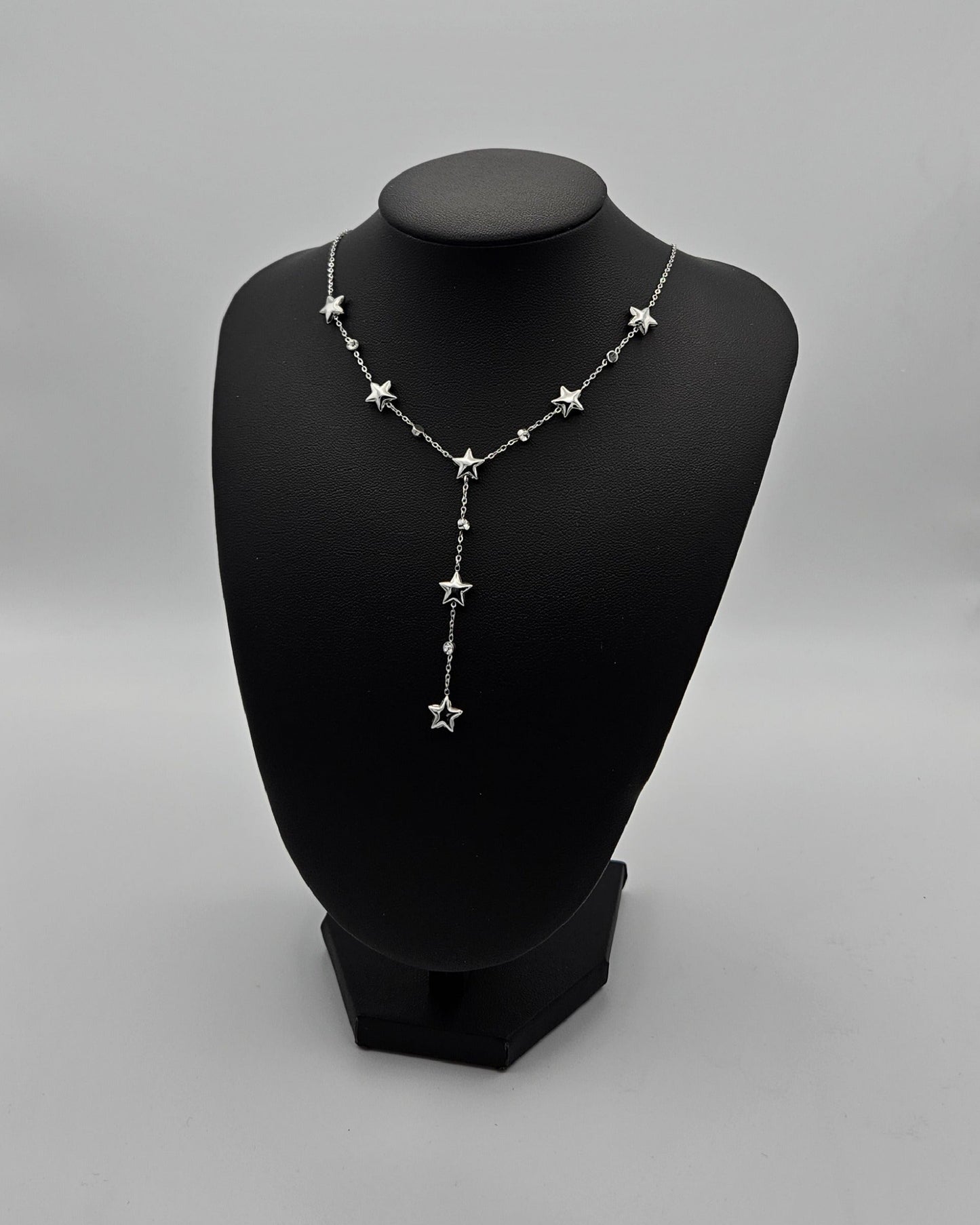 Sternchenkette mit Strasssteinen – Versilberte Edelstahl Damen Halskette