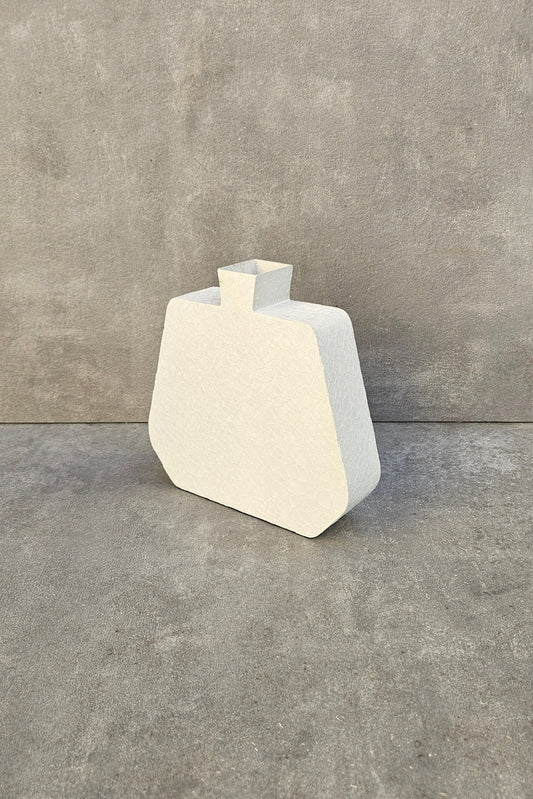 boi! Designer-Vase weiß – moderne Metall-Deko für dein Zuhause