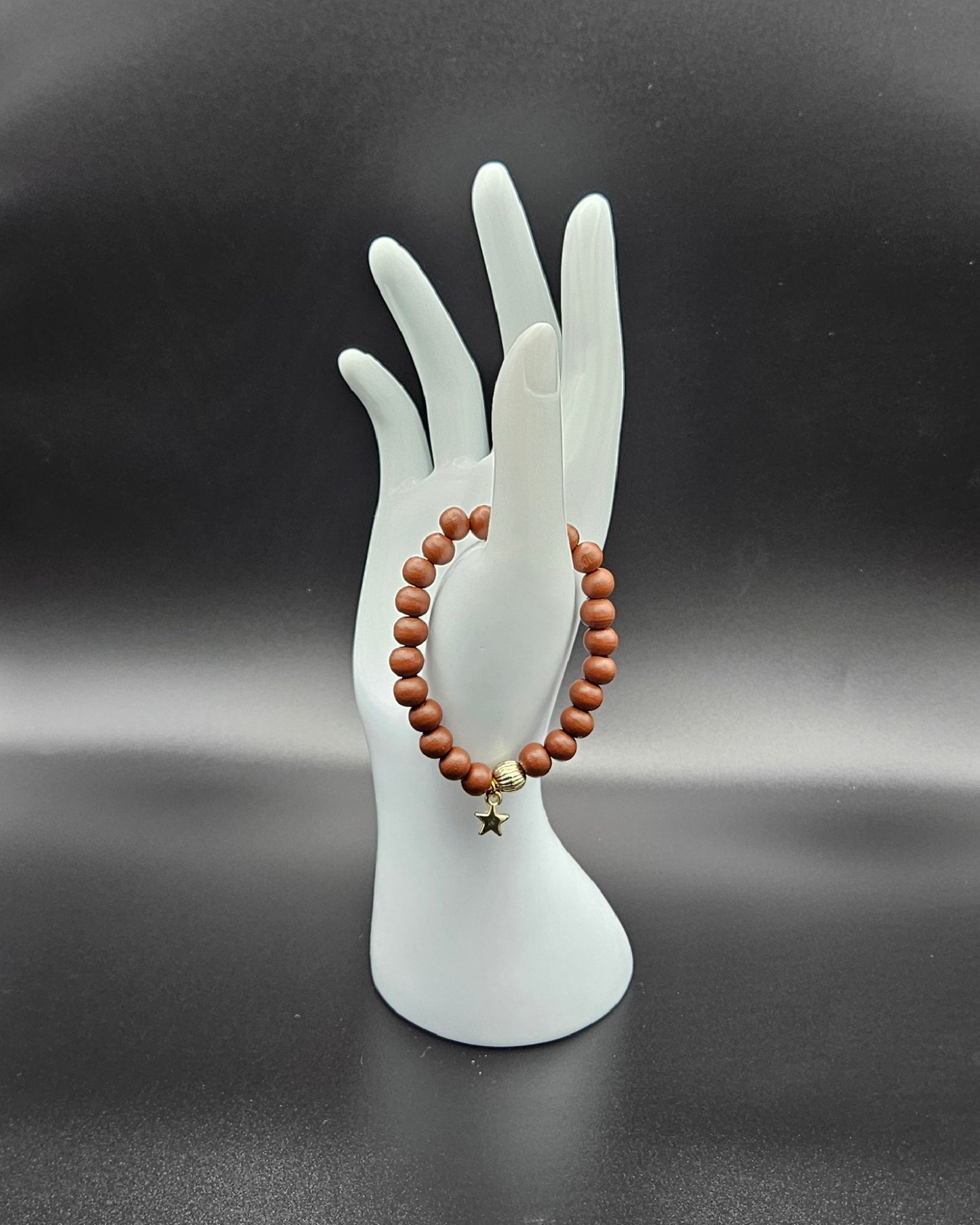 Hannah Collection - Armband Holzperlen Russet mit goldenem Sternchen – Hand Made ✨
