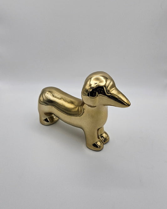 Kleiner goldener Deko-Dackel – glänzendes Deko-Highlight aus Keramik