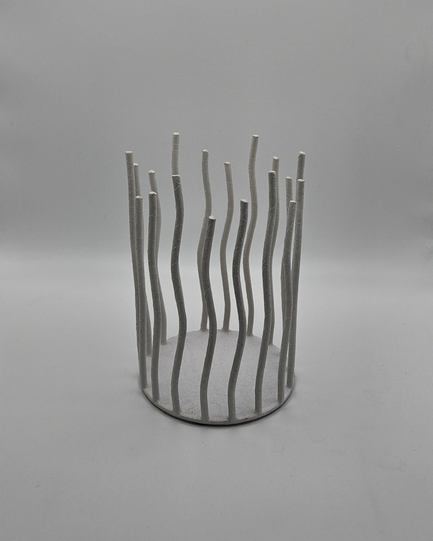 boi! Kerzenständer S-Line – Weiß matt aus Metall für Blockkerzen