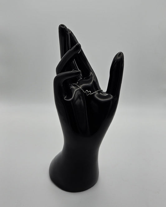 Herzchen Armband – Versilberter Stainless Steel Schmuck für stilvolle Akzente