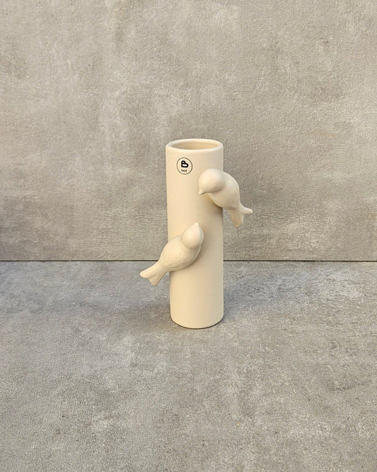 Kleine Vögelchen-Vase von boi! – stilvolle Keramik-Deko mit Herz